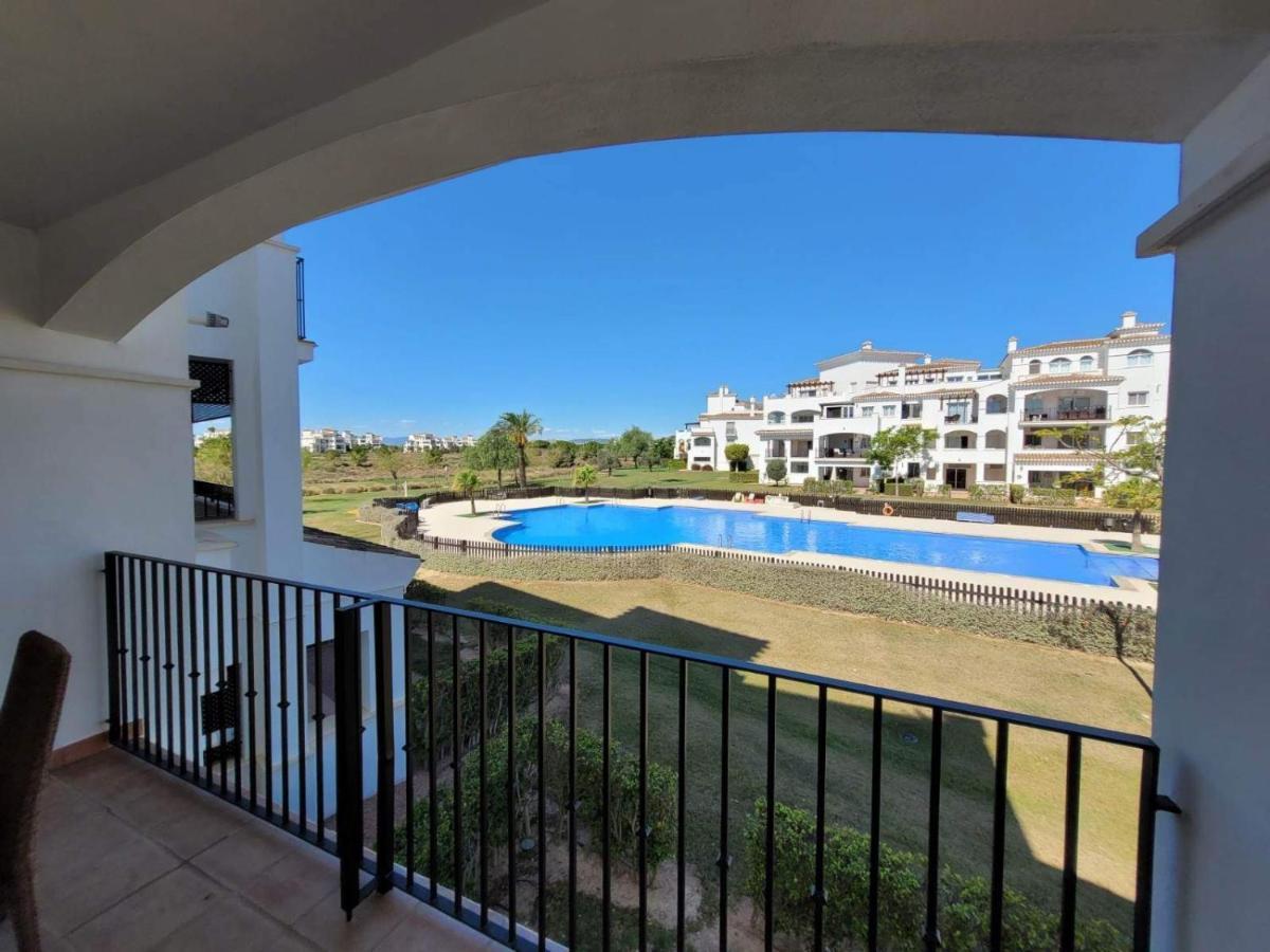 Belle Vue Sur La Piscine Apartment Sucina Exterior photo
